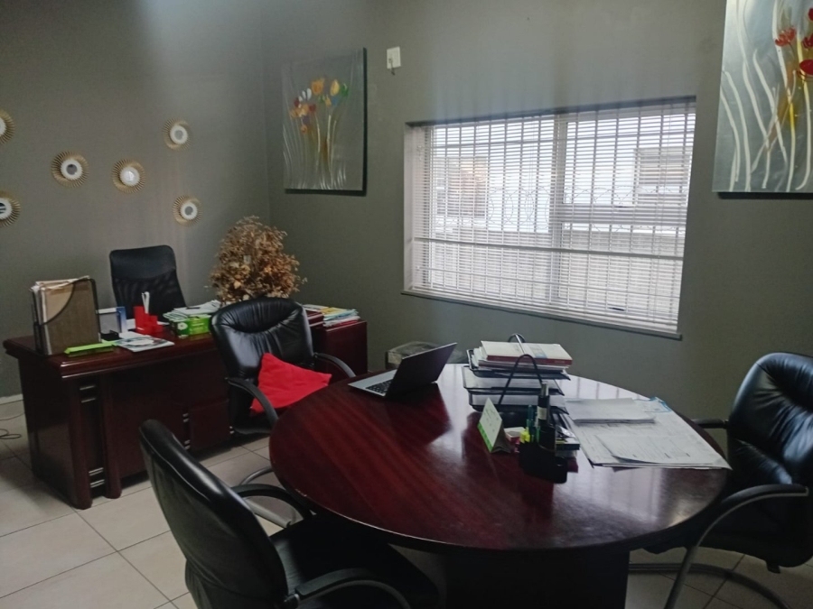 Commercial Property for Sale in Southernwood Eastern Cape